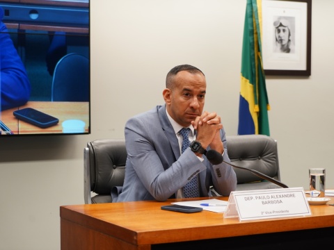 Deputados da Baixada comentam taxa de Trump sobre Brasil