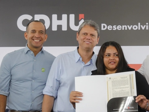 Tarcísio diz que Paulo Alexandre é "um camisa 10" e o convida para seu partido