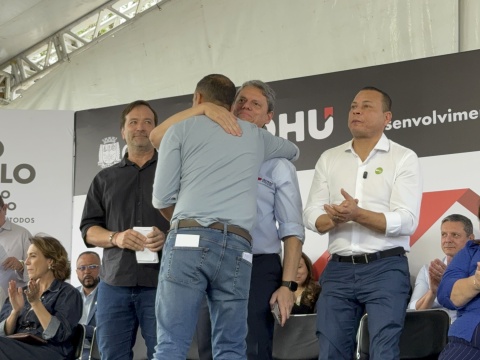 Deputado tem "passe valorizado" no jogo político