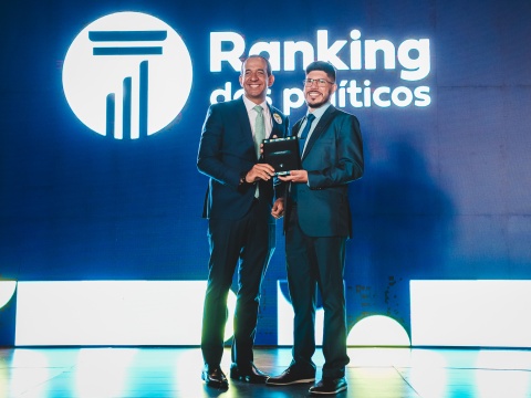 Paulo Alexandre Barbosa é eleito melhor deputado federal da Baixada Santista pelo terceiro ano consecutivo