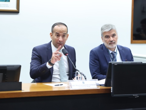 Deputado federal Paulo Alexandre Barbosa defende equilíbrio no debate sobre fim da escala 6x1 e alerta para impactos na saúde mental 