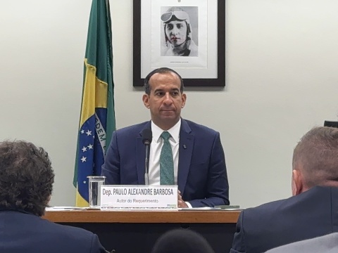 Deputado federal Paulo Alexandre Barbosa defende equilíbrio no debate sobre fim da escala 6x1