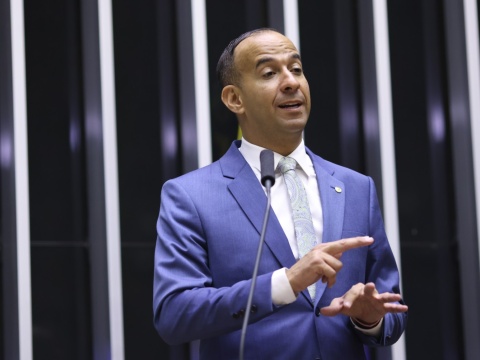 Paulo Alexandre amplia alcance social de projeto sobre veículos acessíveis e sustentáveis para PCDs