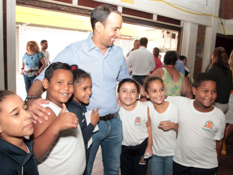 Política pública: impacto da Semana Municipal do Brincar no desenvolvimento infantil
