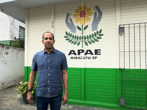 Paulo Alexandre Barbosa em APAE de Miracatu 