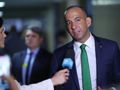 Terceira pista da Rodovia dos Imigrantes pode ter acesso ao Porto de Santos e ele é apoiado por deputados da região