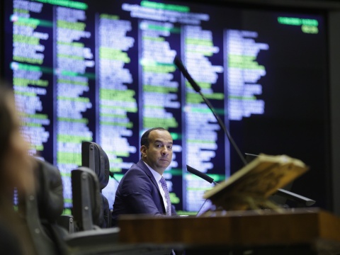 Paulo Alexandre lidera preferência à Câmara Federal