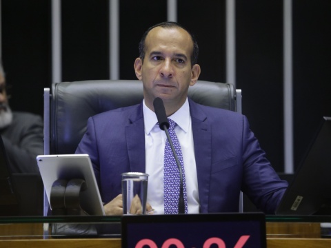 Deputado propõe que comissão peça explicações sobre a não incorporação da vosoritida ao SUS