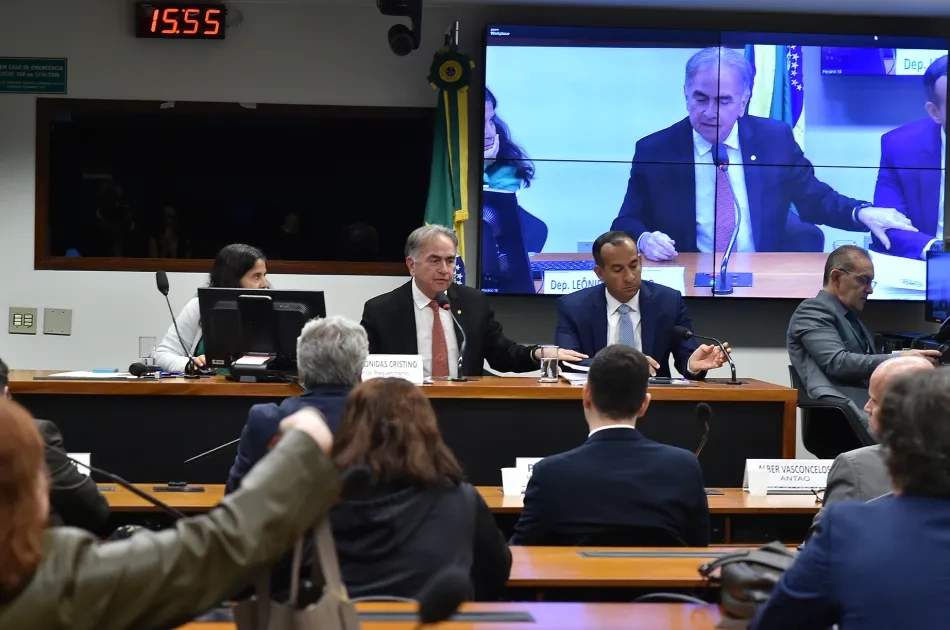 Paulo Alexandre Barbosa cobra diálogo e sintonia para execução das obras do túnel Santos-Guarujá