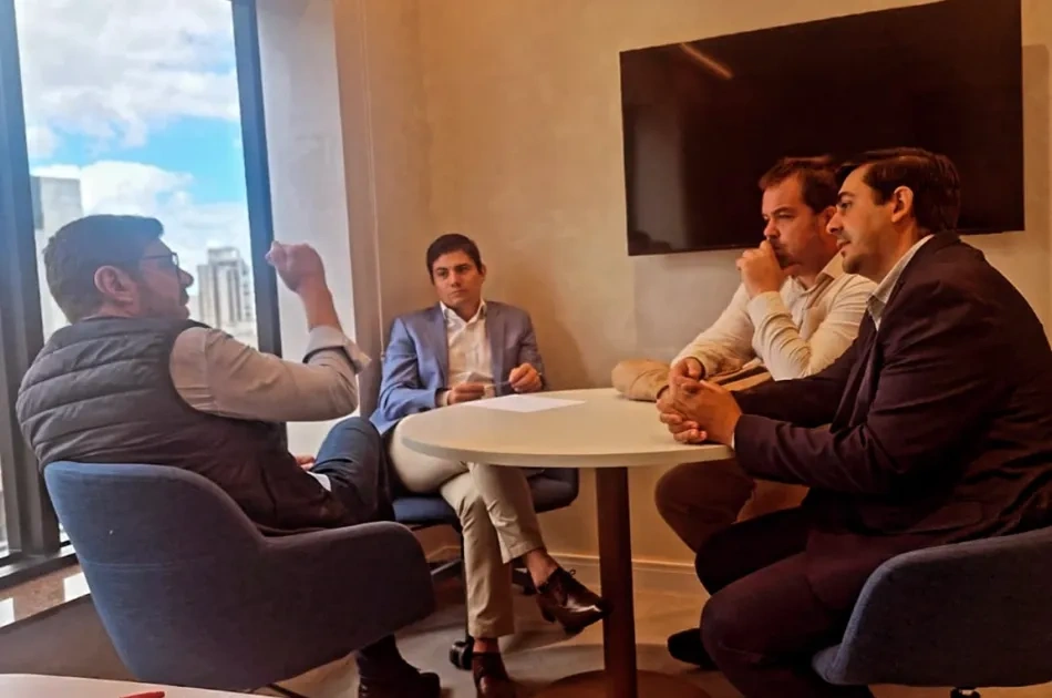 Prefeito Luís Paulo e presidente da Câmara de Cardoso buscam parcerias em São Paulo