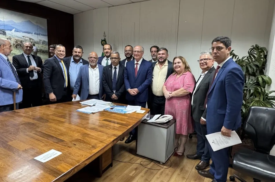 Alckmin anuncia R$ 2 bilhões para a indústria química: medida beneficia Polo de Cubatão